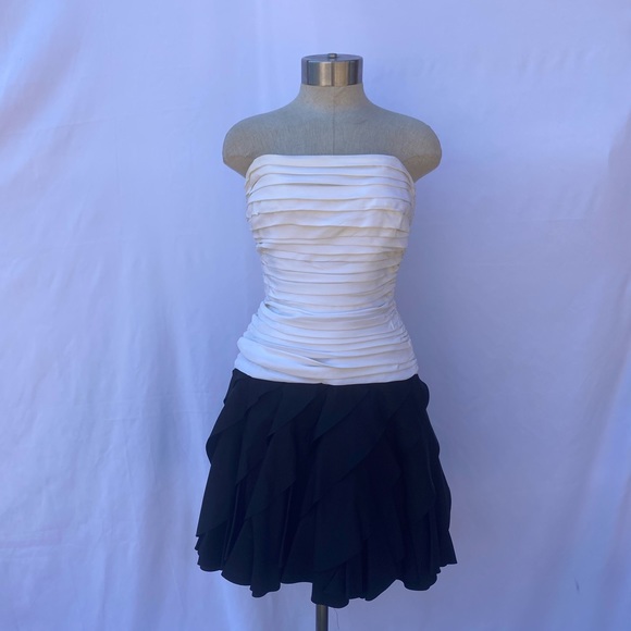 Tadashi Shoji Dresses & Skirts - Tadashi formal dress